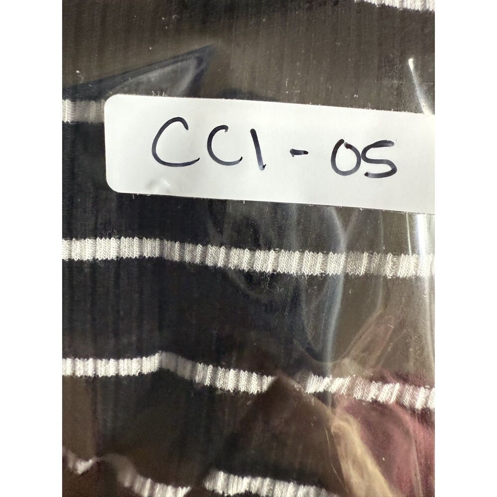 MICHAEL KORS turtle neck women’s size small - Picture 4 of 4